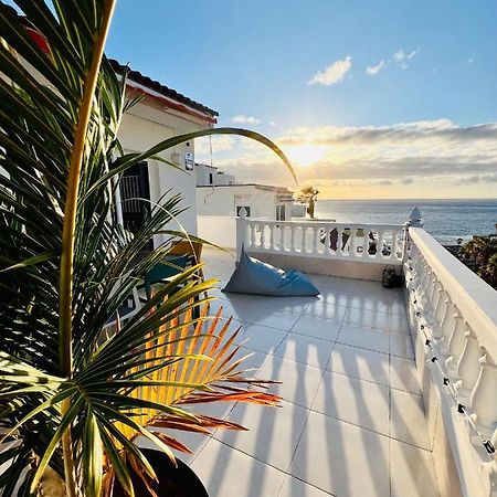 Luxury Penthouse With Breathtaking Views And Huge Private Terraces Lägenhet Puerto de Santiago  Exteriör bild