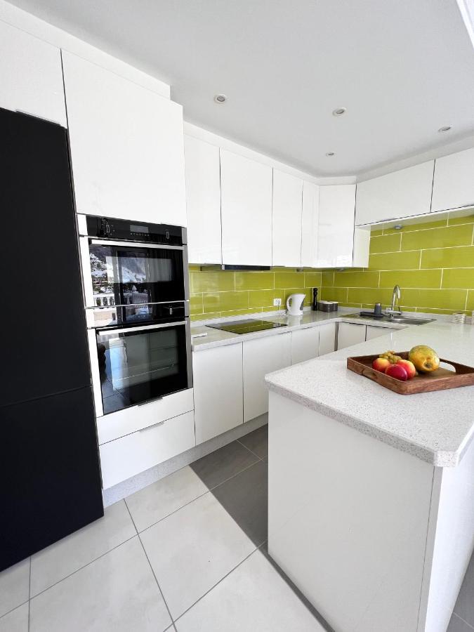 Luxury Penthouse With Breathtaking Views And Huge Private Terraces Lägenhet Puerto de Santiago  Exteriör bild