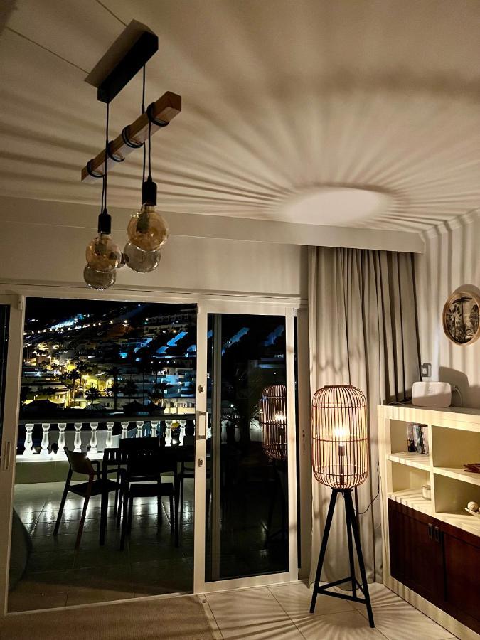 Luxury Penthouse With Breathtaking Views And Huge Private Terraces Lägenhet Puerto de Santiago  Exteriör bild