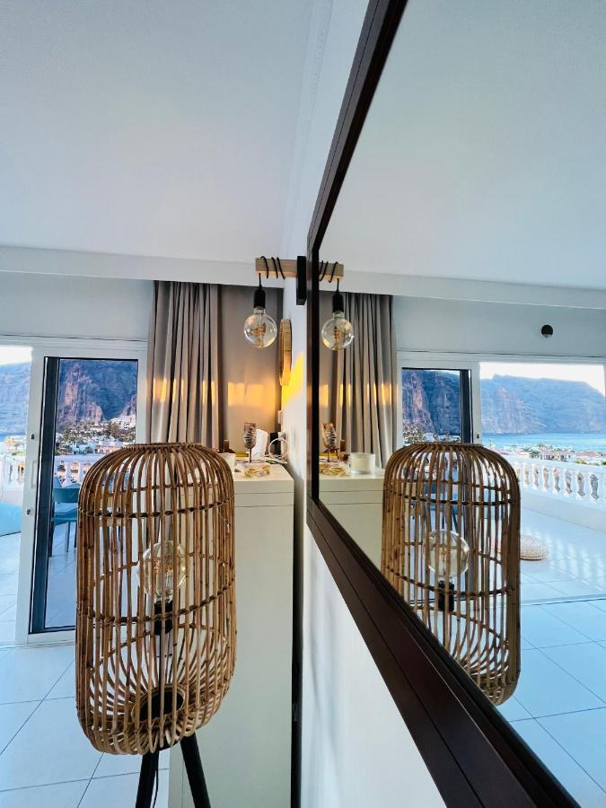 Luxury Penthouse With Breathtaking Views And Huge Private Terraces Lägenhet Puerto de Santiago  Exteriör bild