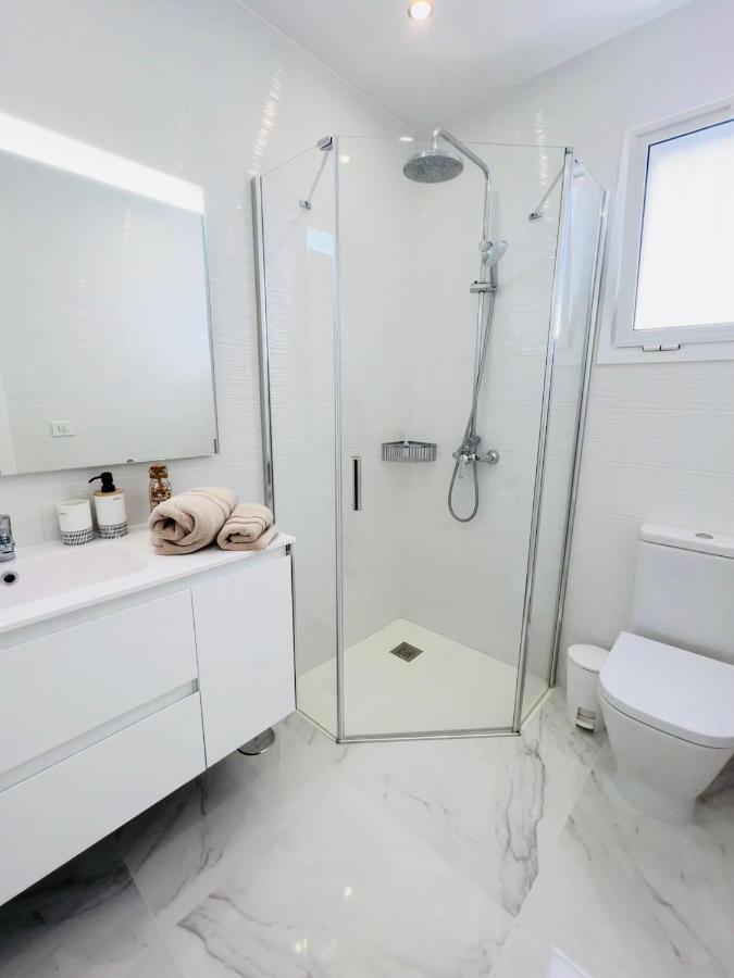 Luxury Penthouse With Breathtaking Views And Huge Private Terraces Lägenhet Puerto de Santiago  Exteriör bild