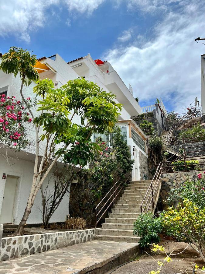Luxury Penthouse With Breathtaking Views And Huge Private Terraces Lägenhet Puerto de Santiago  Exteriör bild